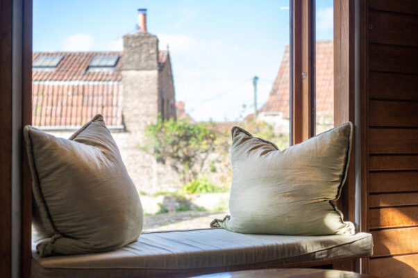 window seat in a Large self catering house The Malthouse near Bath in Norton St Philip